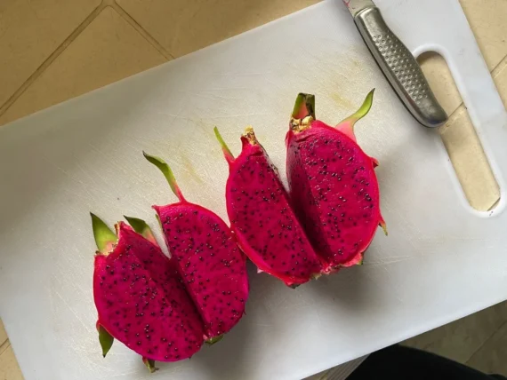 Red Dragon Fruit White/Pink